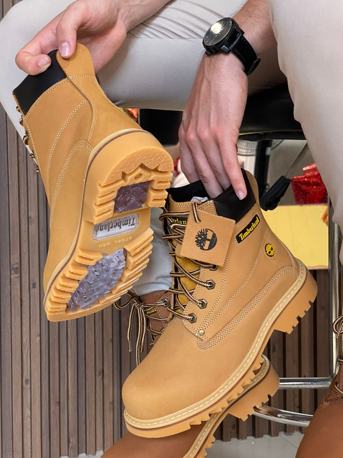 Timberland™ – Botas que aguantan todo… ¡y te hacen ver con estilo!